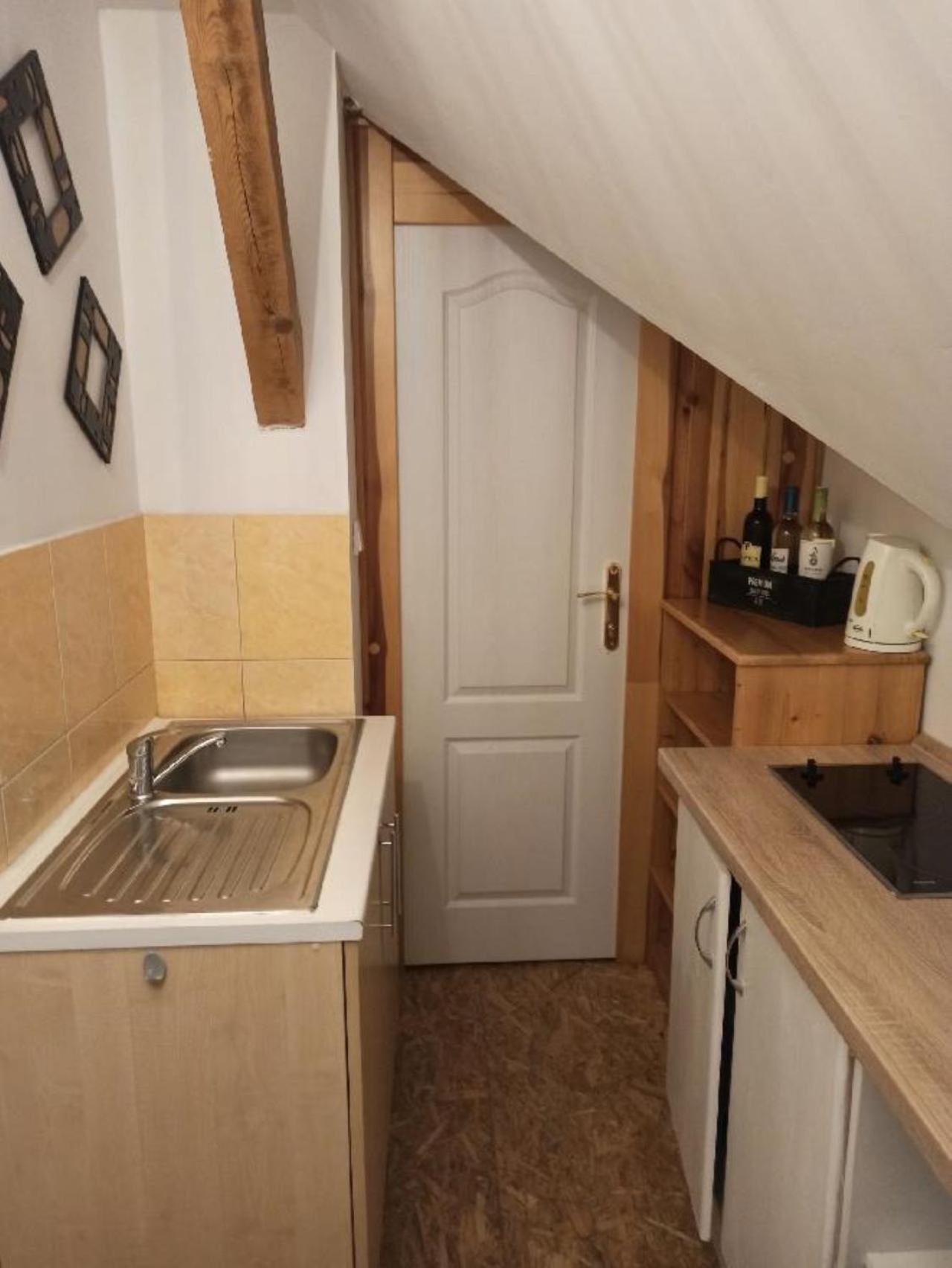 Apartmany Ziakova - Ubytovani Nove Hrady 111 Eksteriør bilde