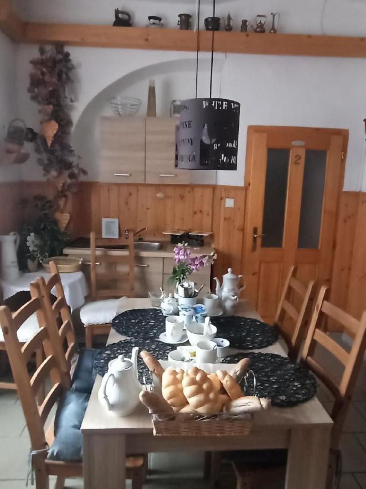 Apartmany Ziakova - Ubytovani Nove Hrady 111 Eksteriør bilde